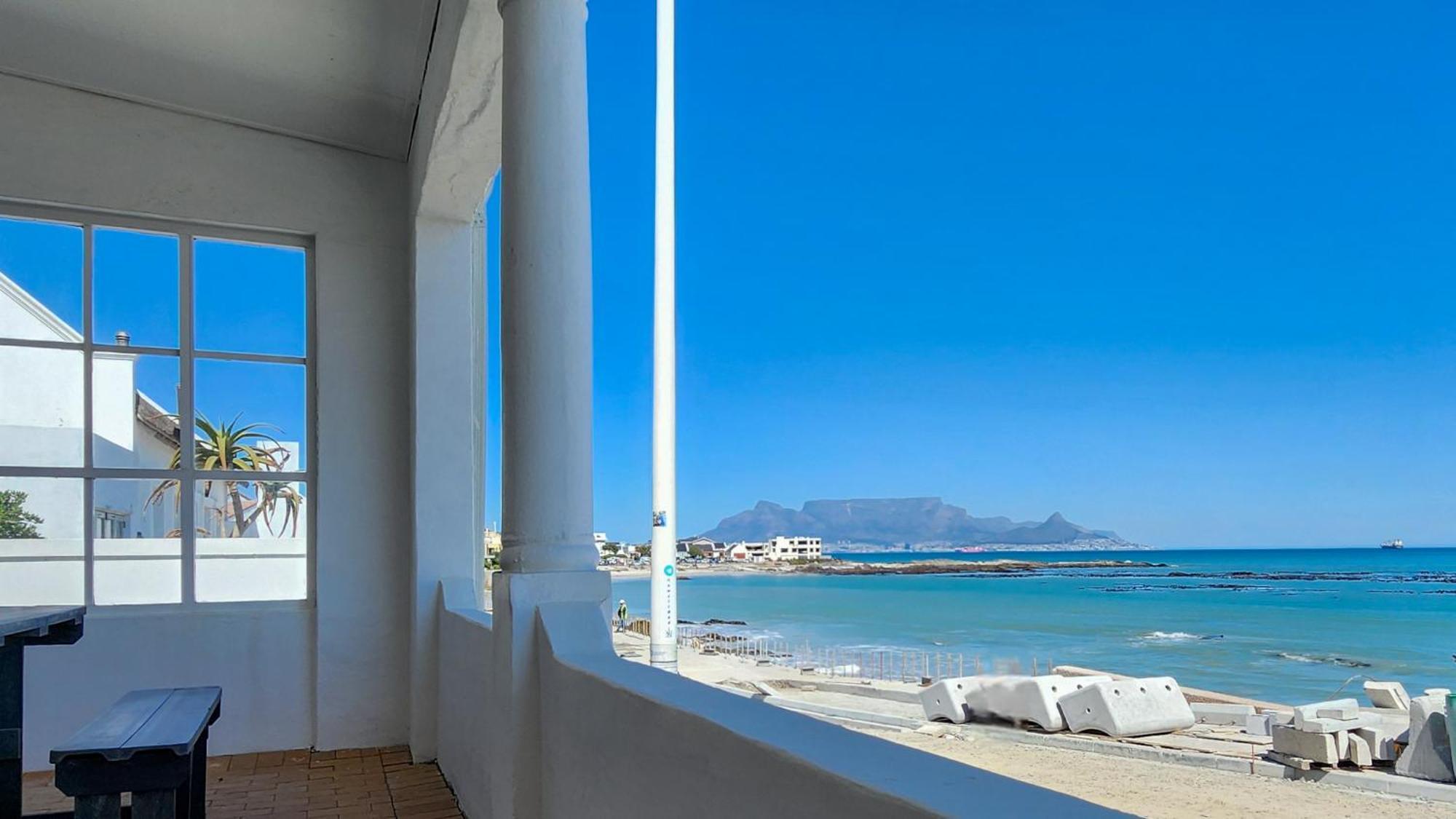 The Blue Peter Hotel โบลแบร์กสตรานด์ ภายนอก รูปภาพ