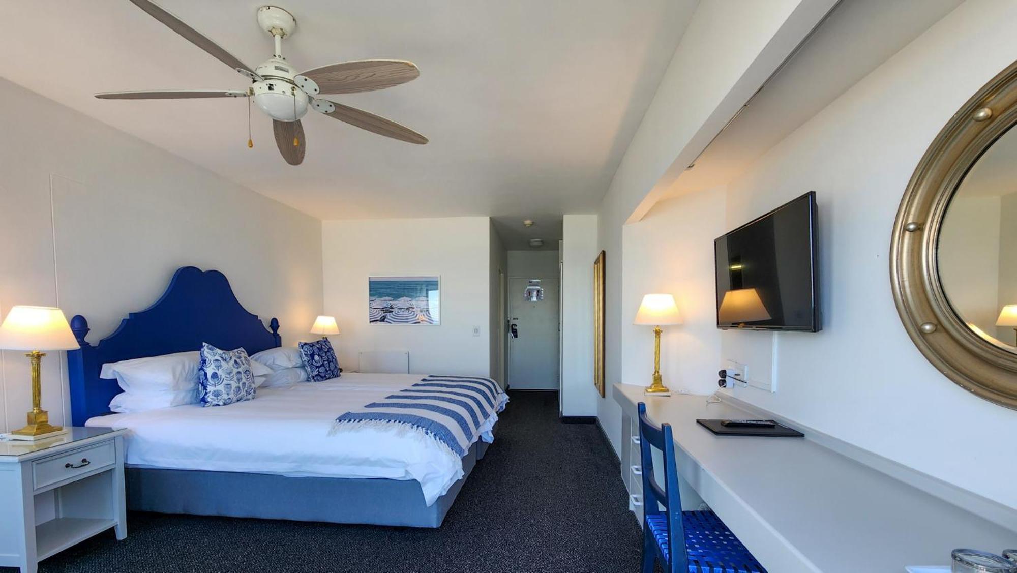 The Blue Peter Hotel โบลแบร์กสตรานด์ ภายนอก รูปภาพ