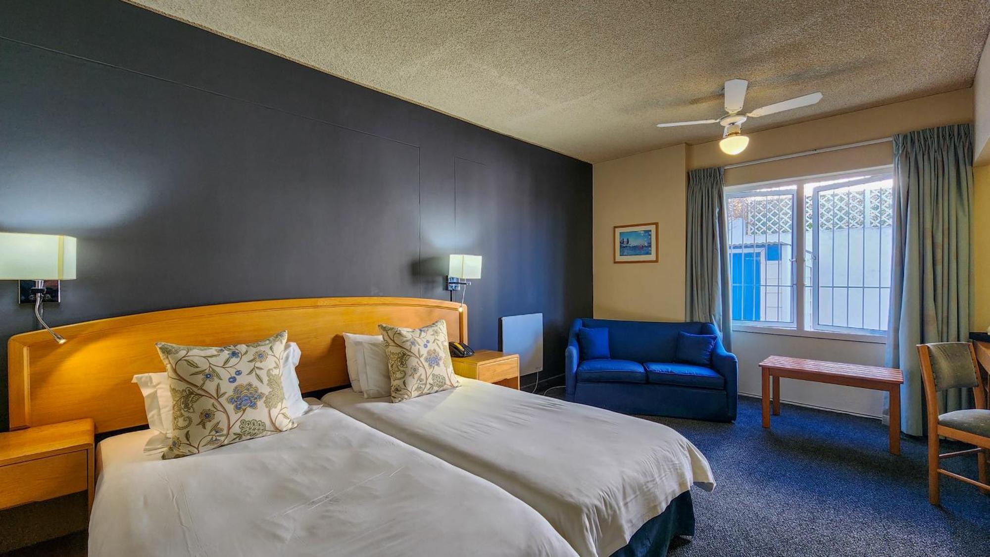 The Blue Peter Hotel โบลแบร์กสตรานด์ ภายนอก รูปภาพ