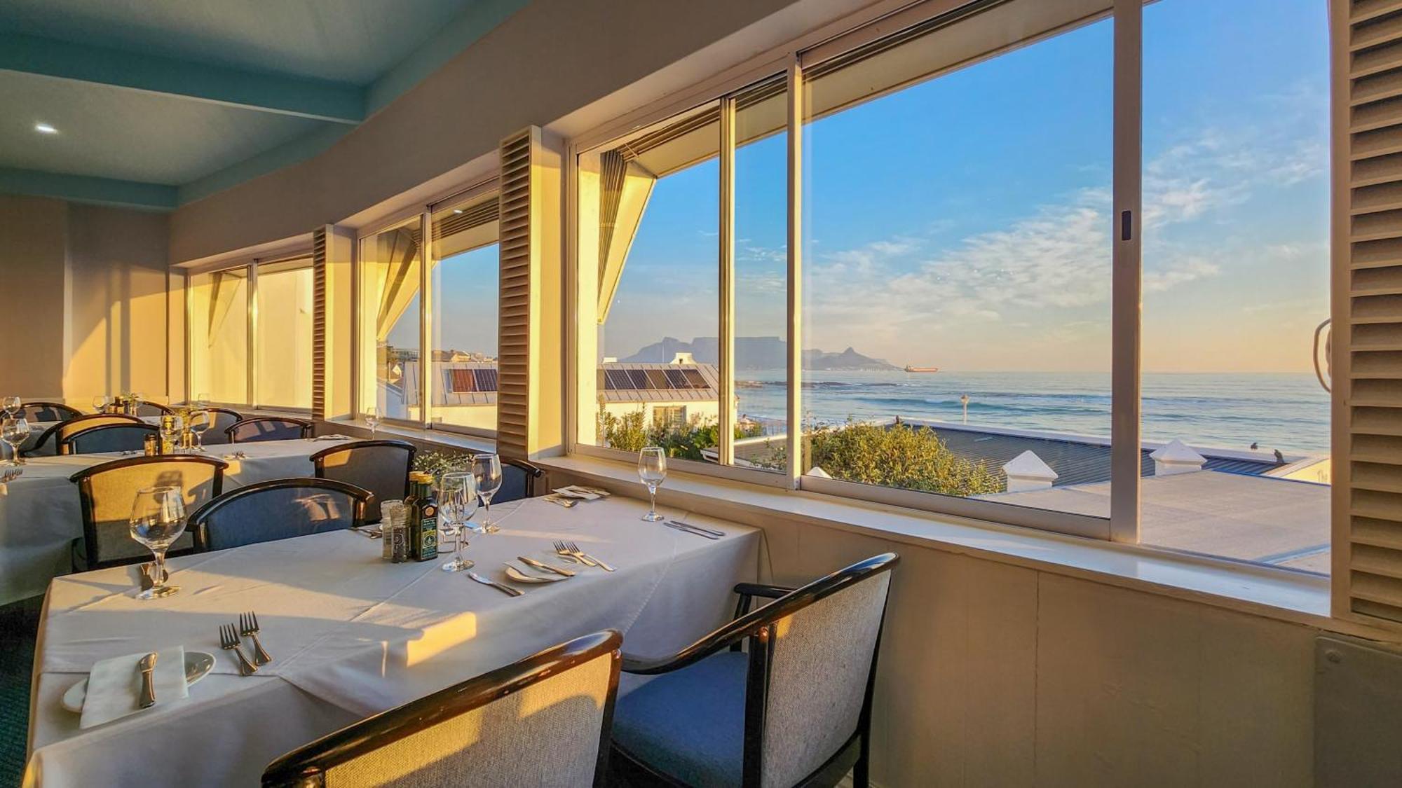 The Blue Peter Hotel โบลแบร์กสตรานด์ ภายนอก รูปภาพ